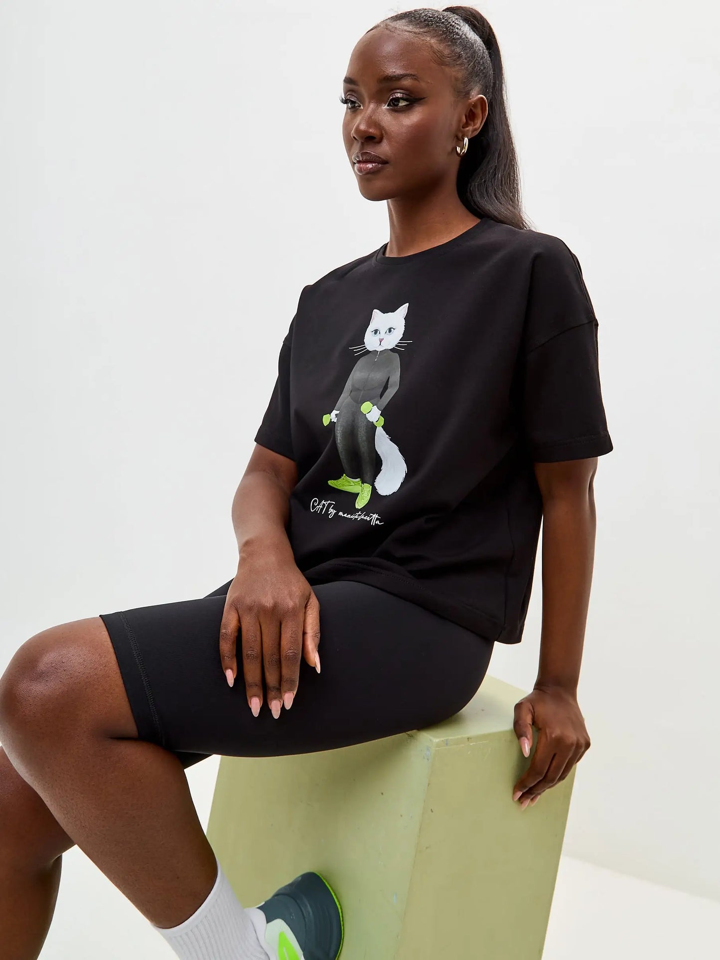 Black short oversized t-shirt sport cat - Funny Cat T-shirt | For Cat Lovers | CAT by maniita lacitta