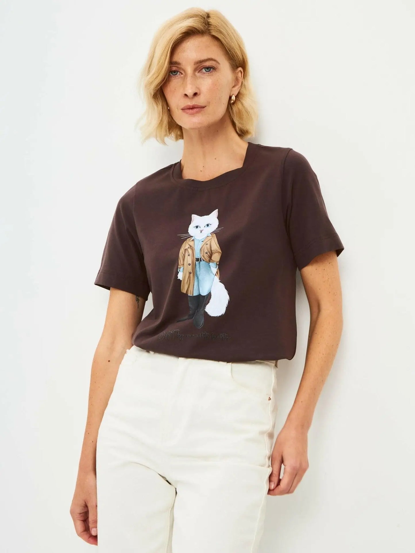 Brown printed t-shirt trench coat white cat - Funny Cat T-shirt | For Cat Lovers | CAT by maniita lacitta
