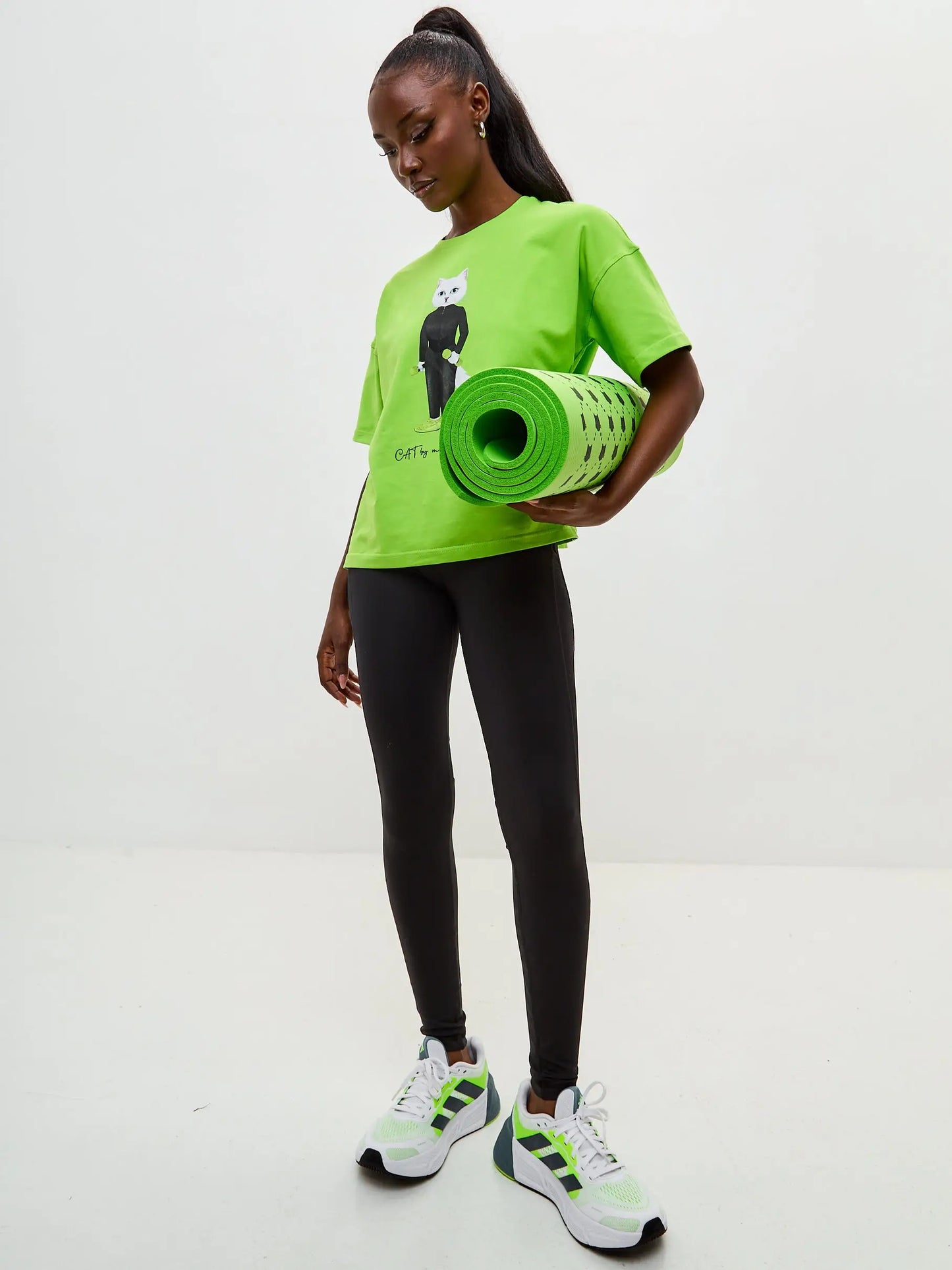 Green short oversized t-shirt sport cat - Funny Cat T-shirt | For Cat Lovers | CAT by maniita lacitta