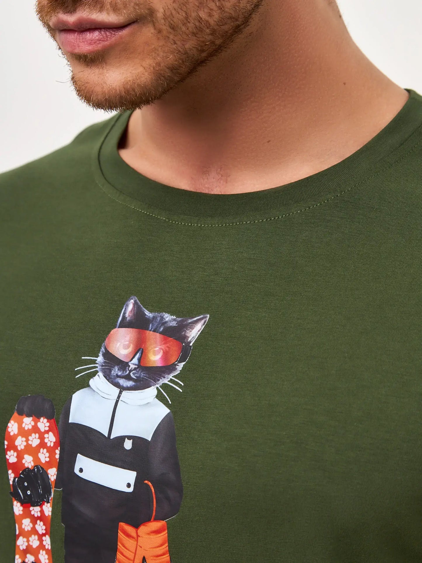 Olive T-shirt SNOWBOARD CAT - Funny Cat T-shirt | For Cat Lovers | CAT by maniita lacitta