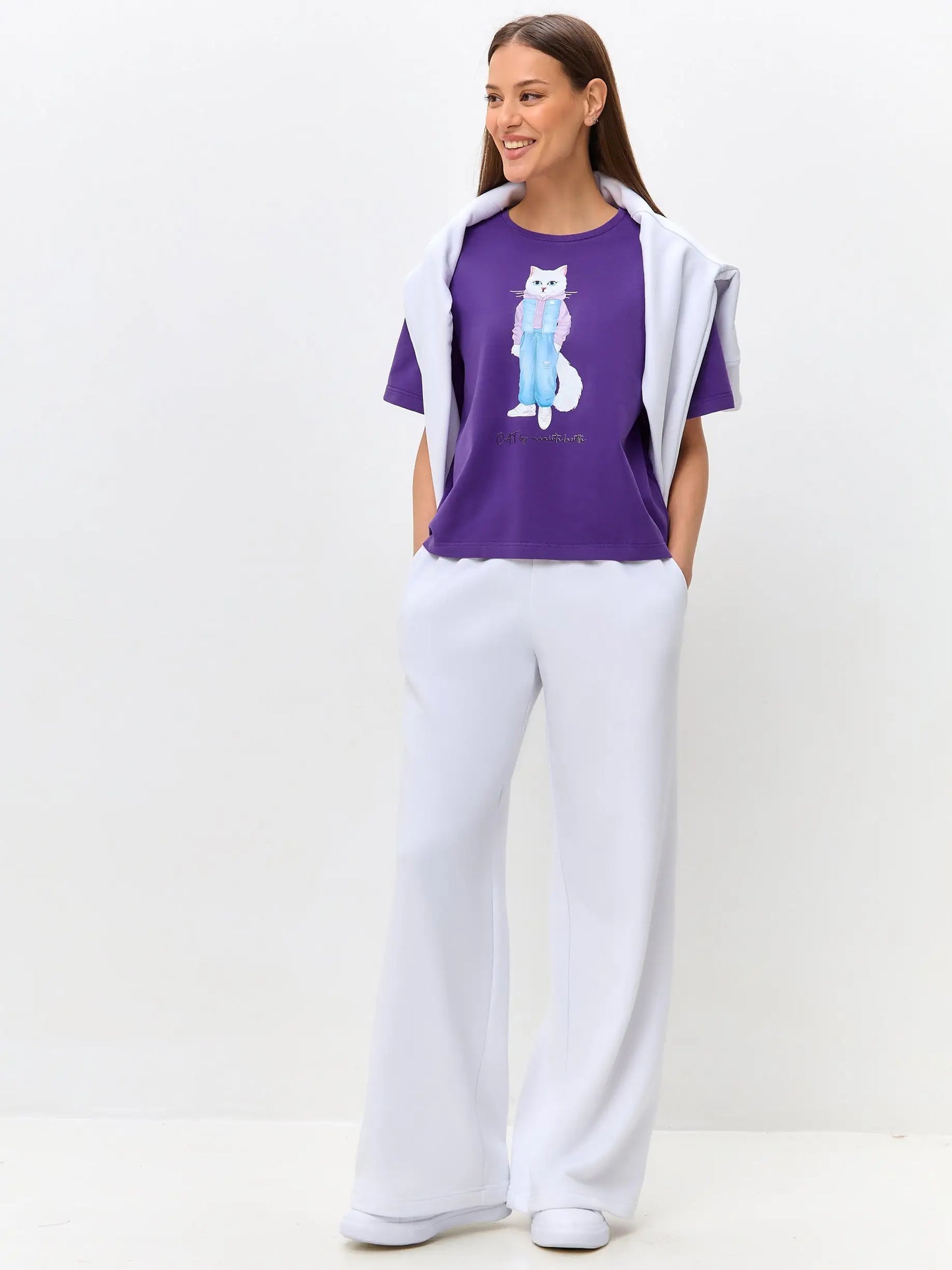 Purple Printed T-shirt WALKING CAT - T-shirt