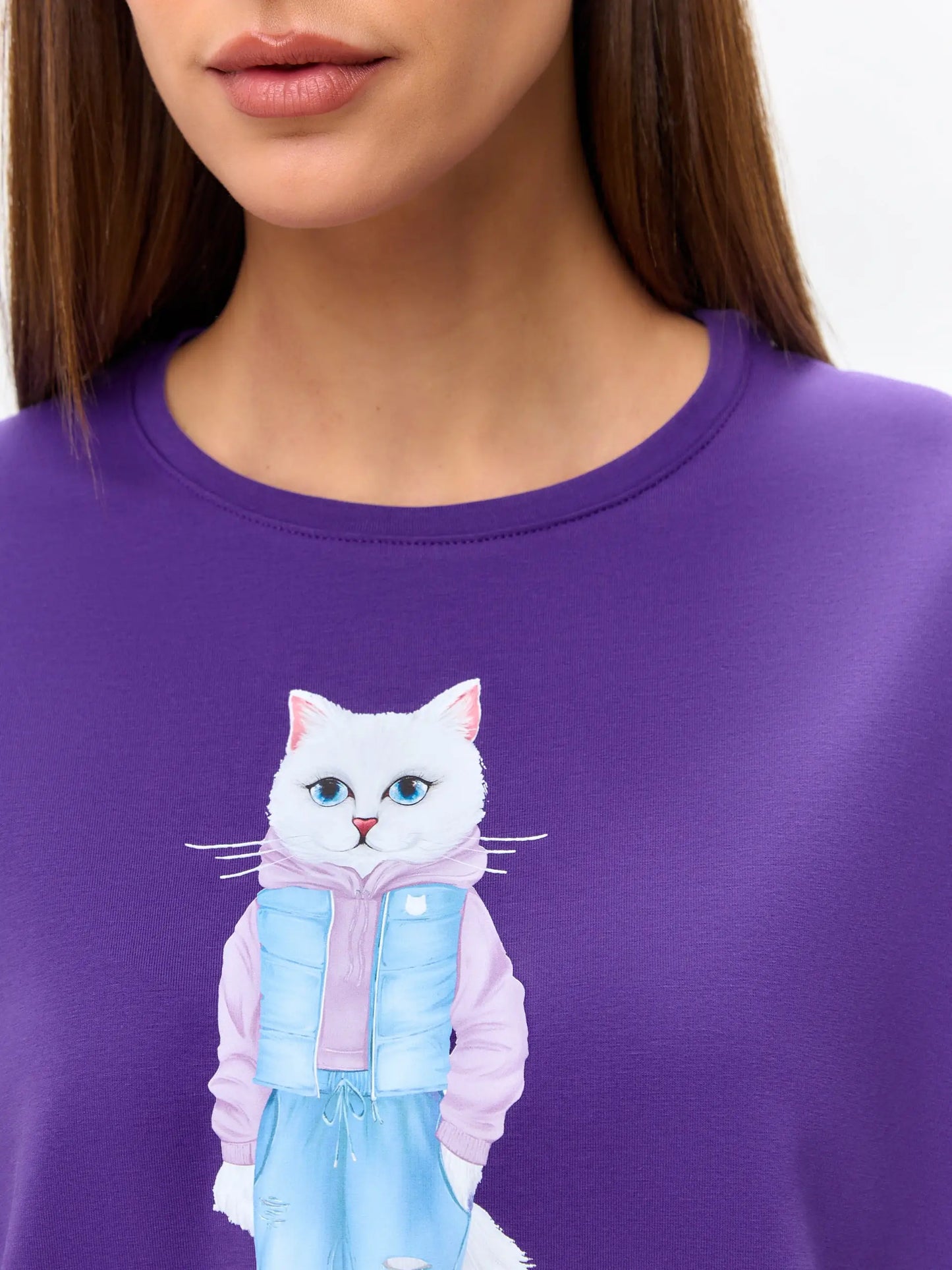 Purple Printed T-shirt WALKING CAT - T-shirt
