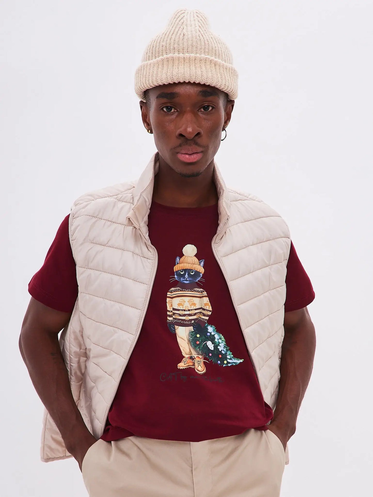 Red t-shirt christmas cat - Funny Cat T-shirt | For Cat Lovers | CAT by maniita lacitta