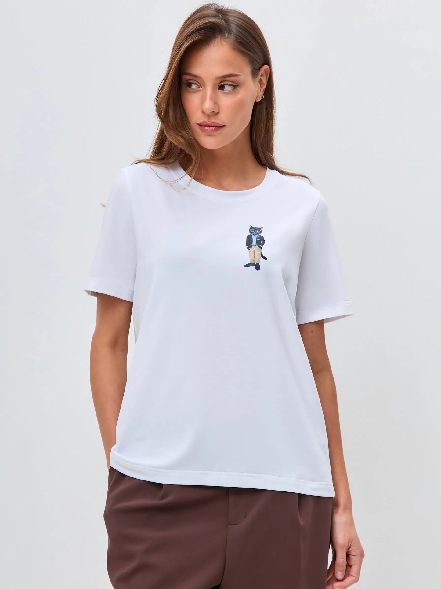 White t-shirt regatta cat - Funny Cat T-shirt | For Cat Lovers | CAT by maniita lacitta