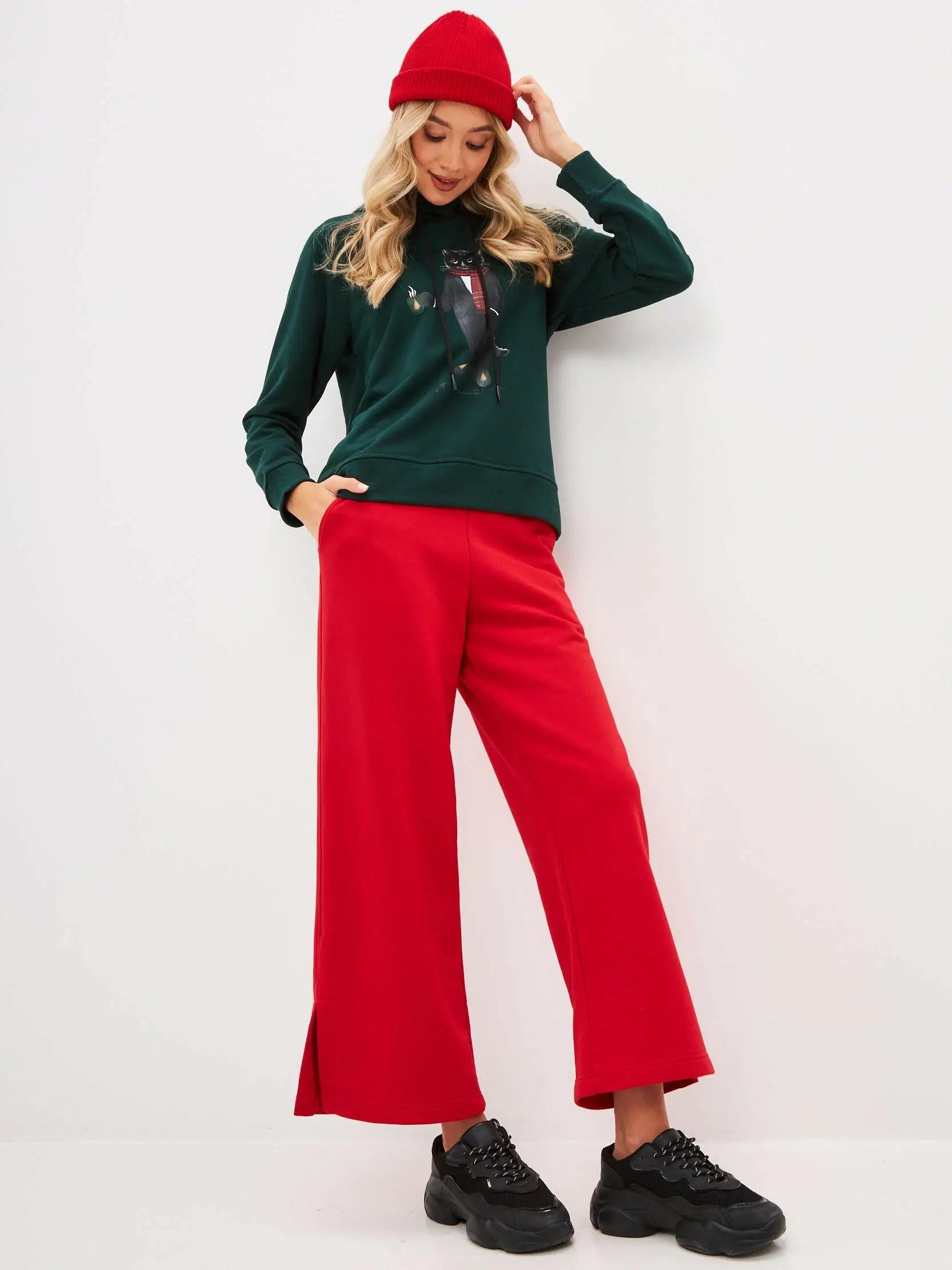 New year set: green & red sports chic women’s suit hoodie with cat and culottes - Funny Cat | For Cat Lovers | CAT
