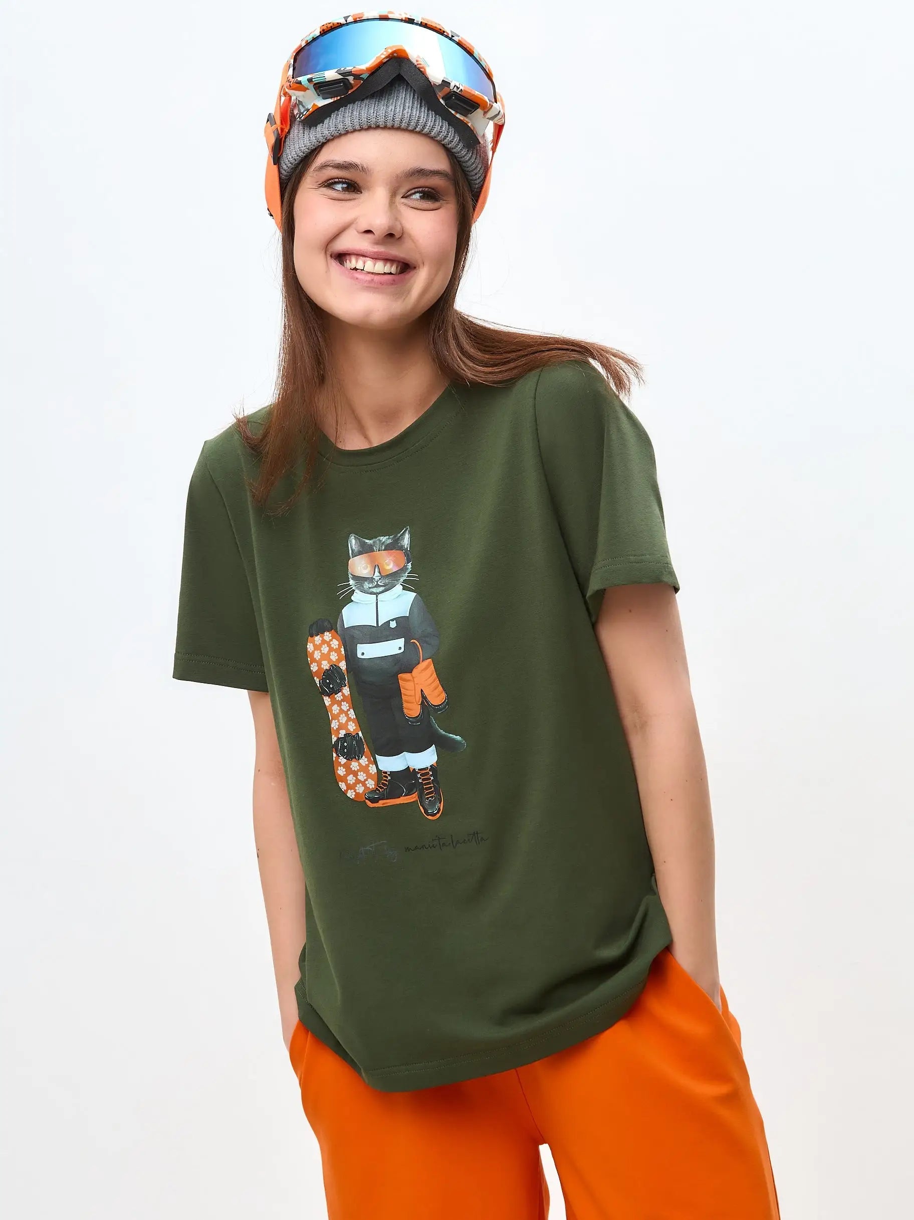 Olive T-shirt SNOWBOARD CAT - Funny Cat T-shirt | For Cat Lovers | CAT by maniita lacitta