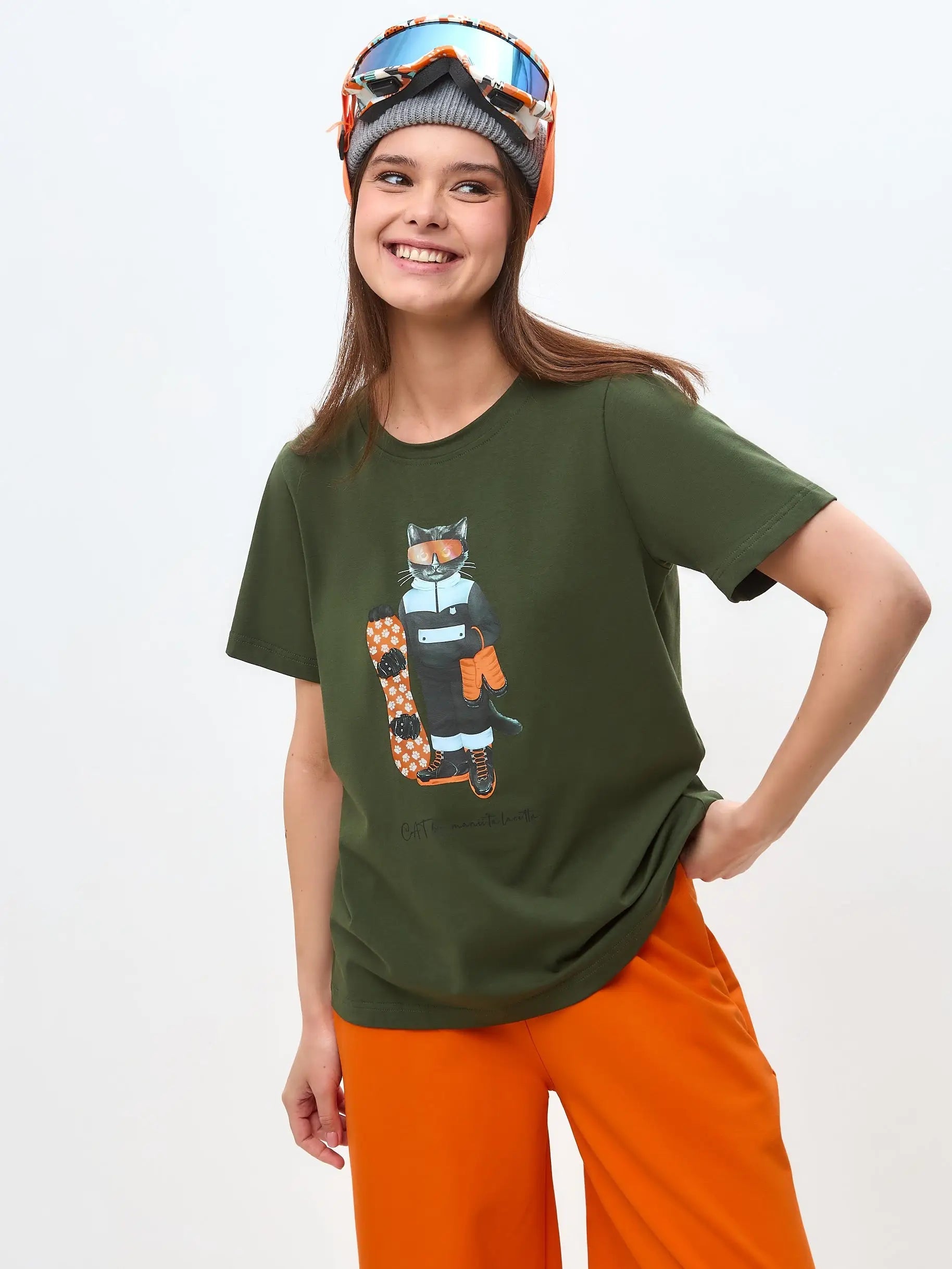 Olive T-shirt SNOWBOARD CAT - Funny Cat T-shirt | For Cat Lovers | CAT by maniita lacitta