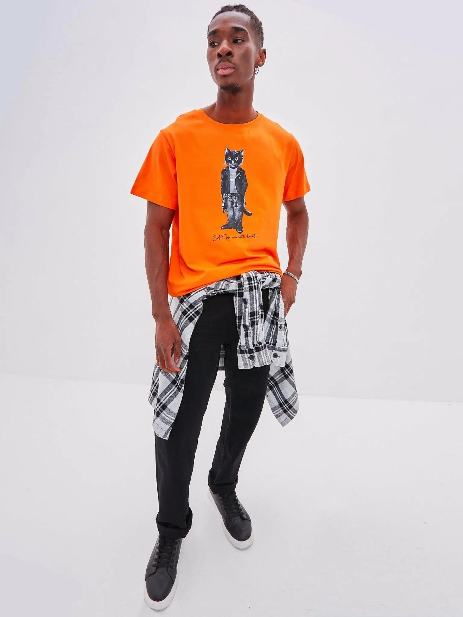 Orange printed t-shirt rocker cat - Funny Cat T-shirt | For Cat Lovers | CAT by maniita lacitta
