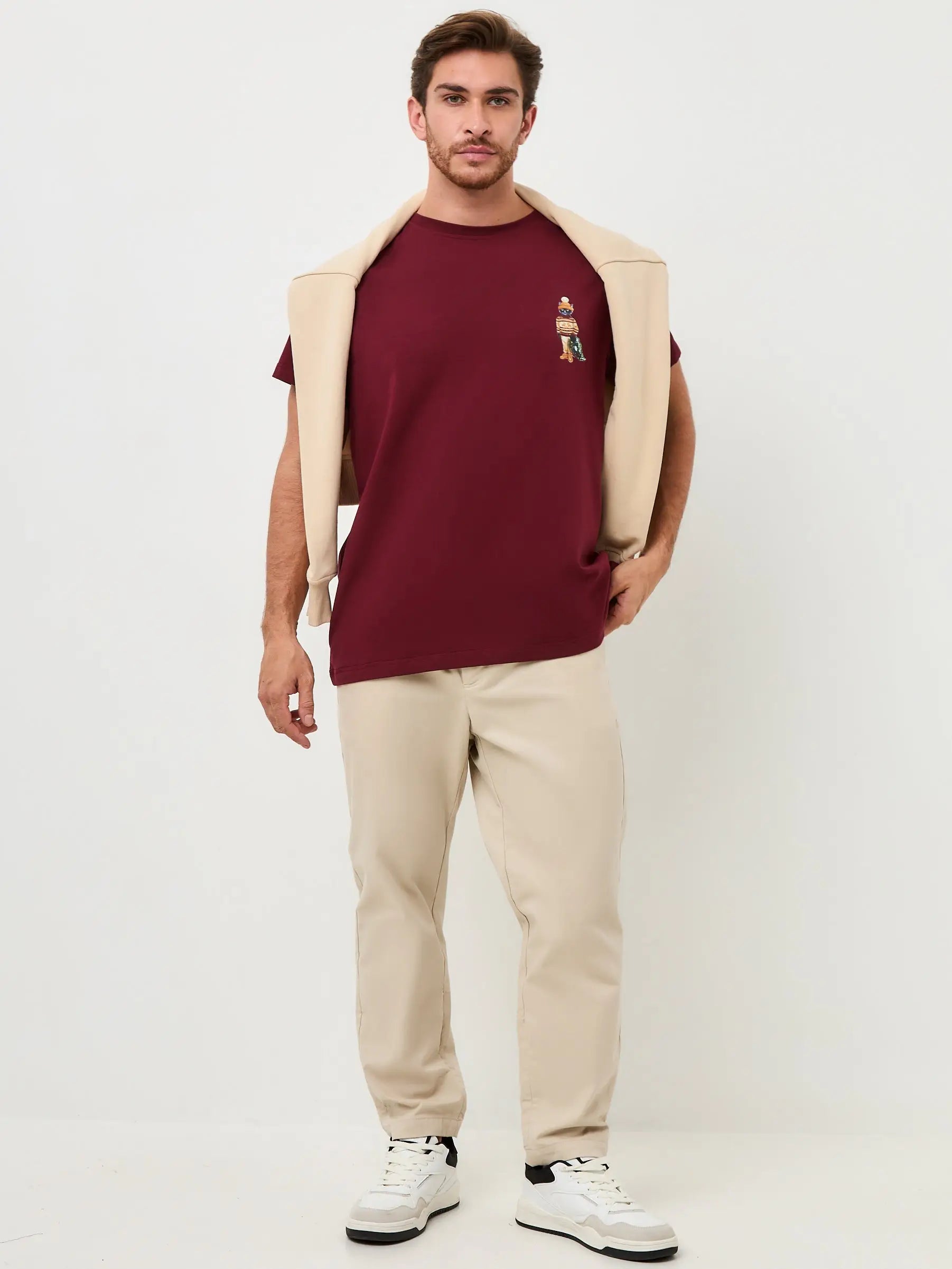 Red t-shirt christmas cat - Funny Cat T-shirt | For Cat Lovers | CAT by maniita lacitta