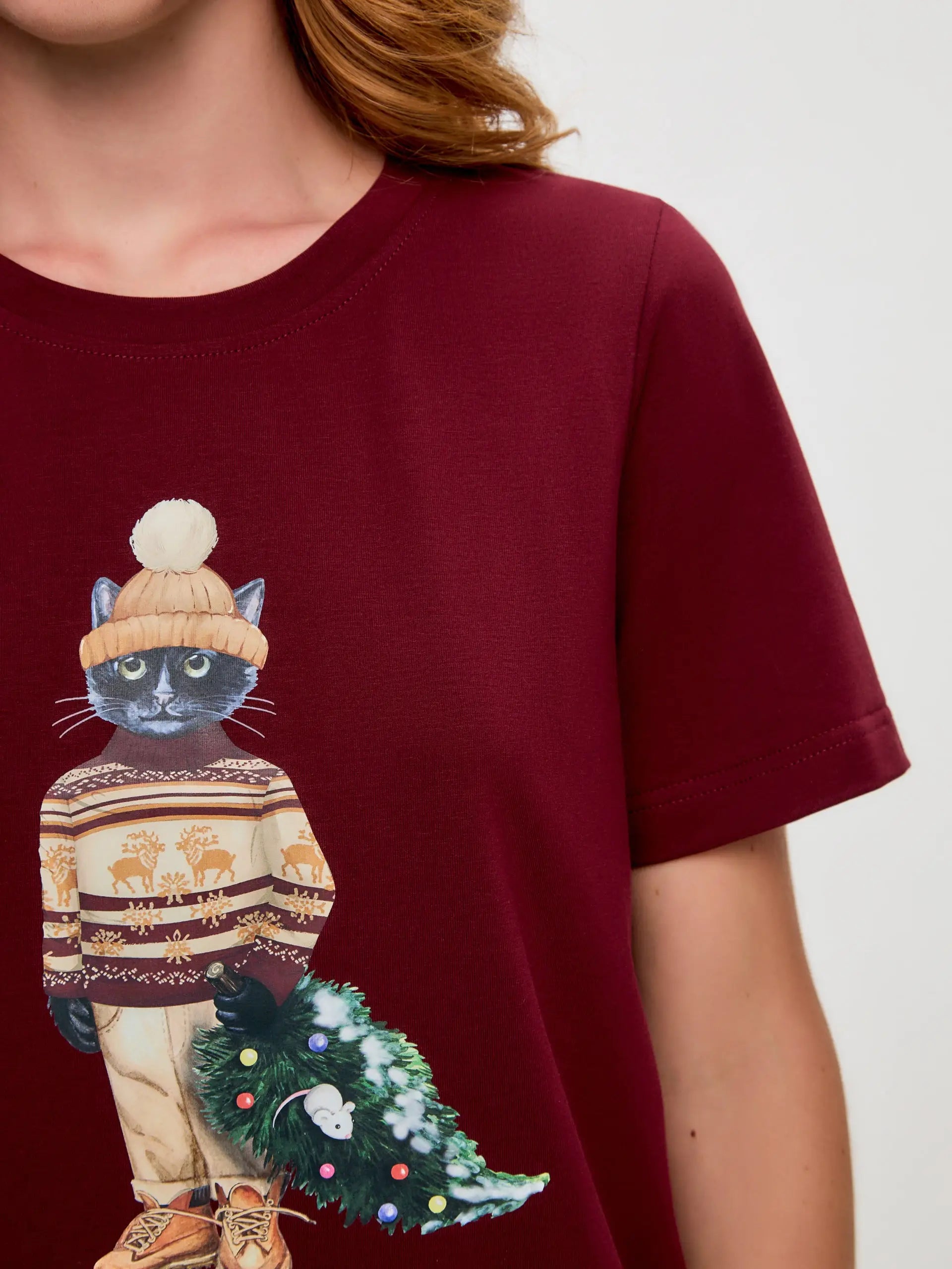 Red t-shirt christmas cat - Funny Cat T-shirt | For Cat Lovers | CAT by maniita lacitta