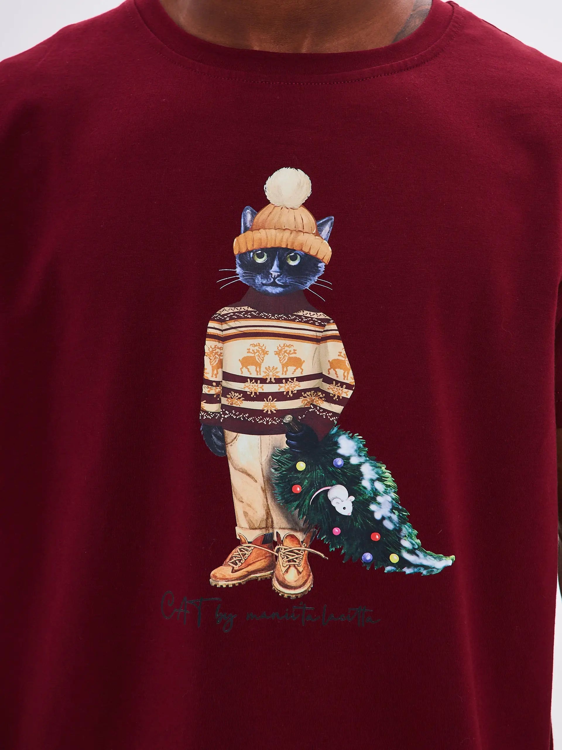 Red t-shirt christmas cat - Funny Cat T-shirt | For Cat Lovers | CAT by maniita lacitta