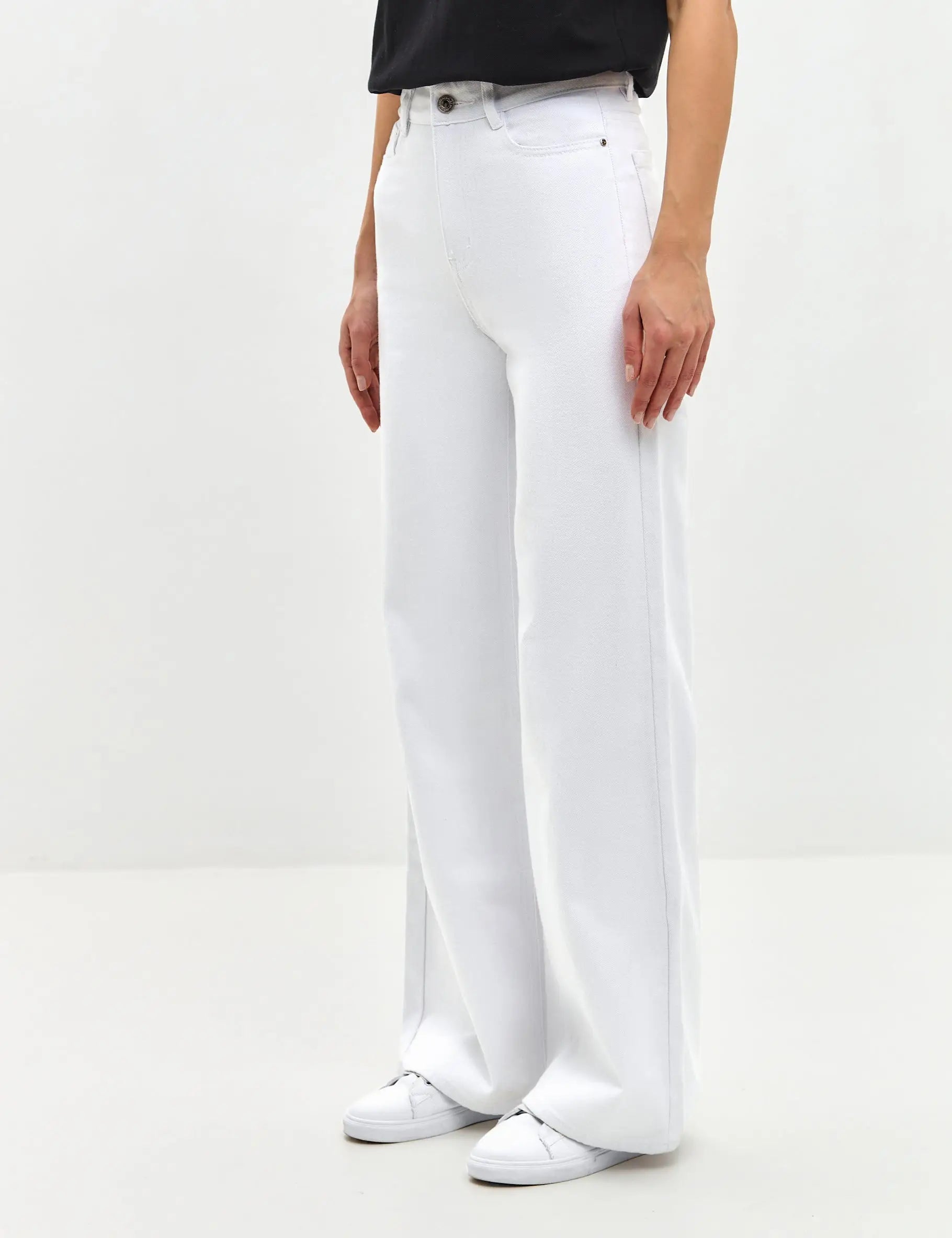White women’s jeans - Funny Cat Bottom | For Cat Lovers | CAT by maniita lacitta