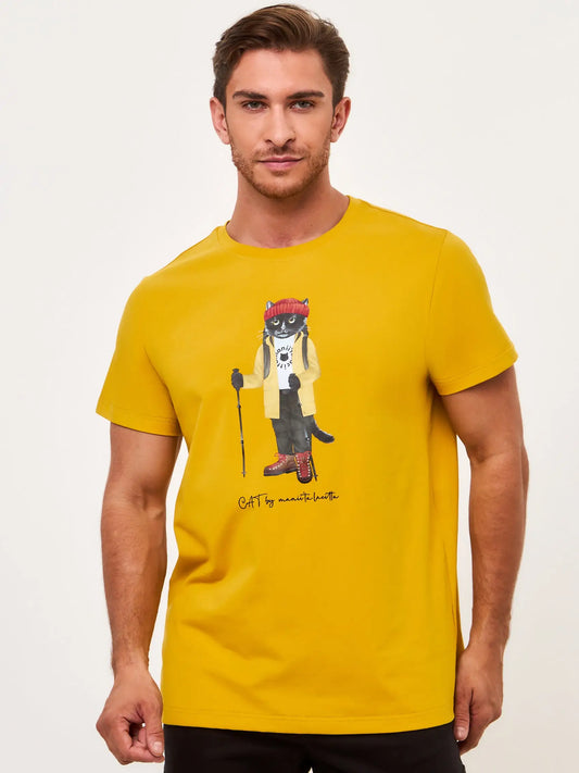 Yellow t-shirt travel cat - Funny Cat T-shirt | For Cat Lovers | CAT by maniita lacitta